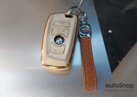 2011 BMW 750Li from USA, damaged, VIN WBAKB8C53BCY66377